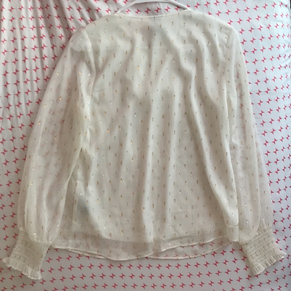 Worthington Blouse - Picture 2 of 9